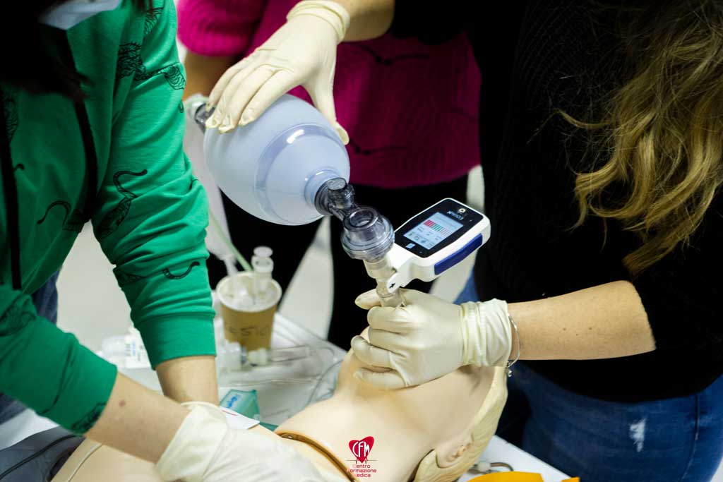 Sistemi di feedback per migliorare le qualità delle ventilazioni durante RCP: studio internazionale dimostra l’utilità
